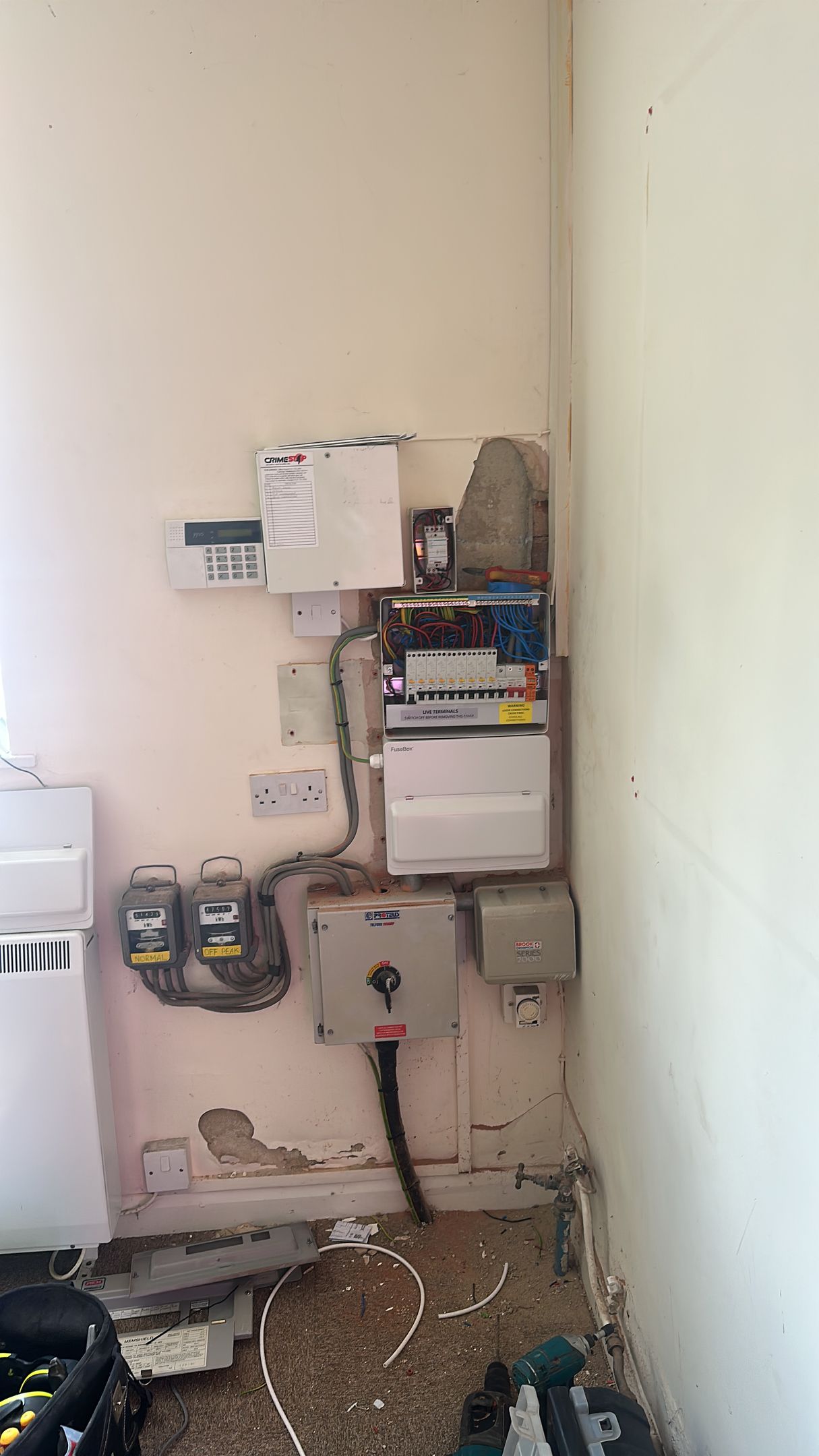 Commercial and Industrial Electricians