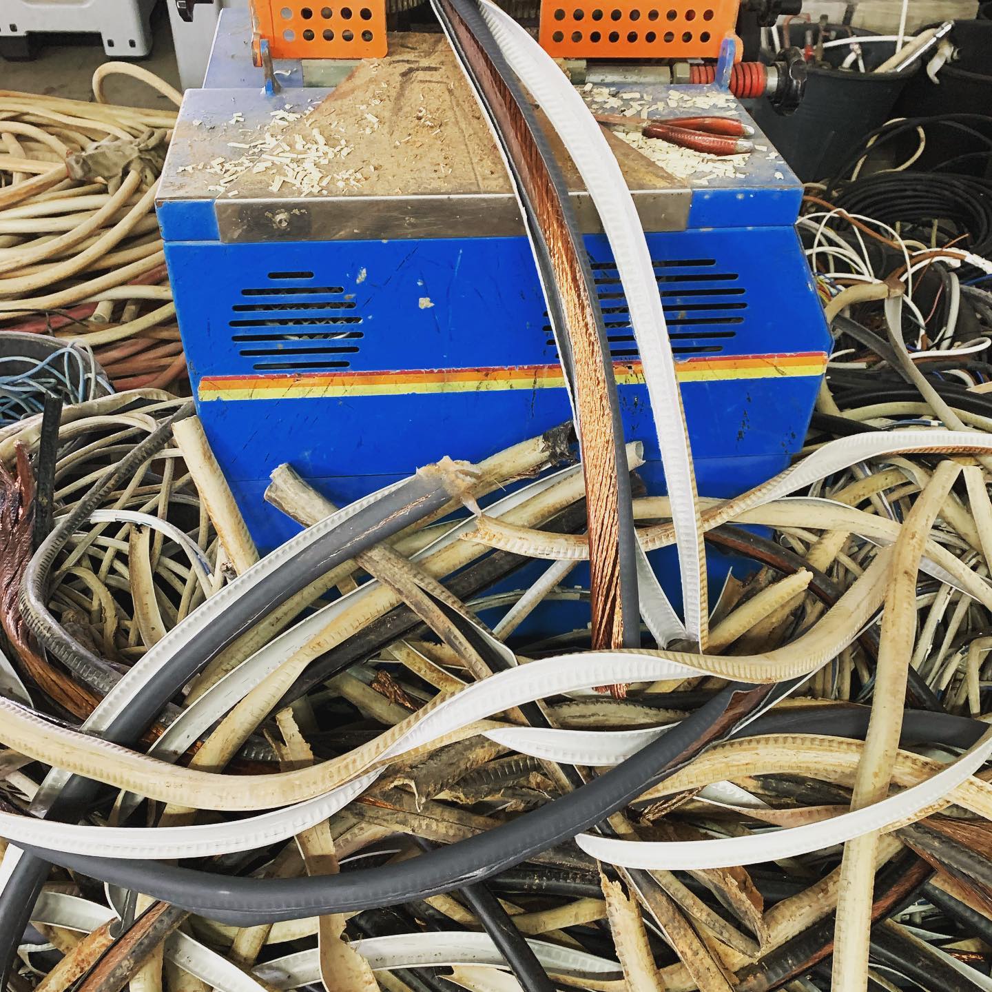 smaltimento cavi elettrici