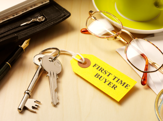 A yellow tag that says first time buyer on it