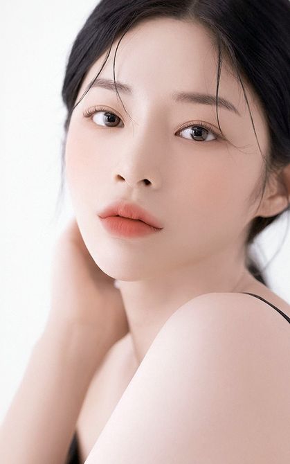 Editorial beauty portrait with soft natural makeup