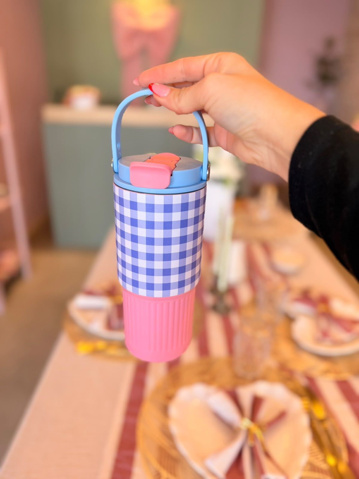 vaso termico lila y rosa