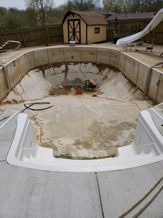Pool Supply Gallery | Saint Charles, MO | Four Seasons Pool