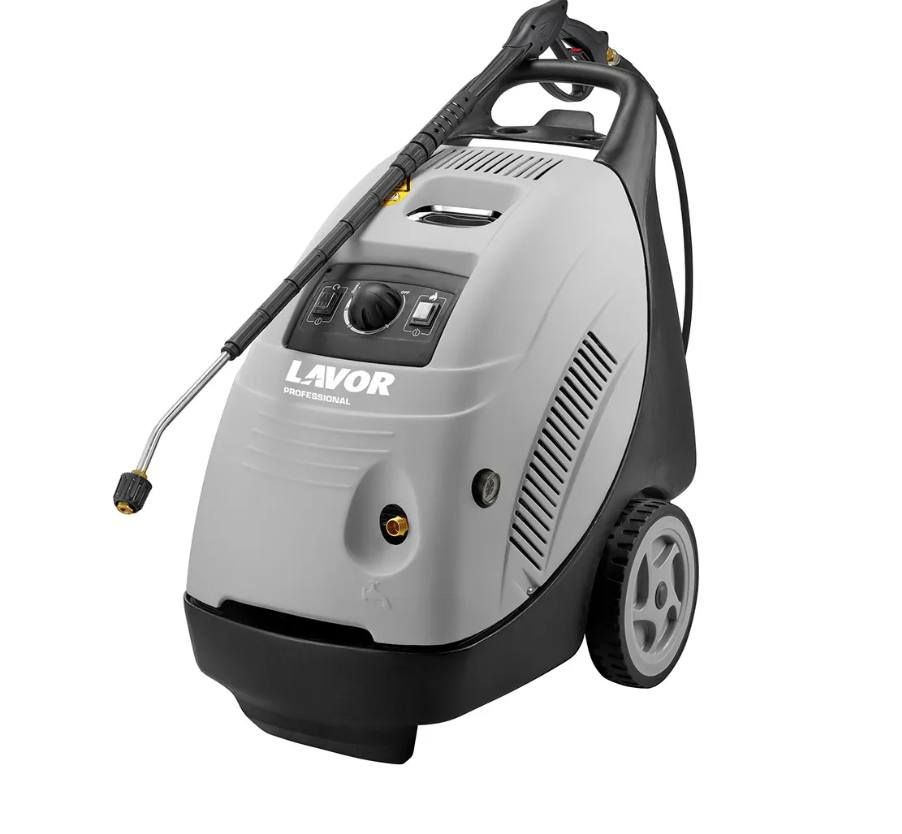 A black and white machine with the word lavoro on it