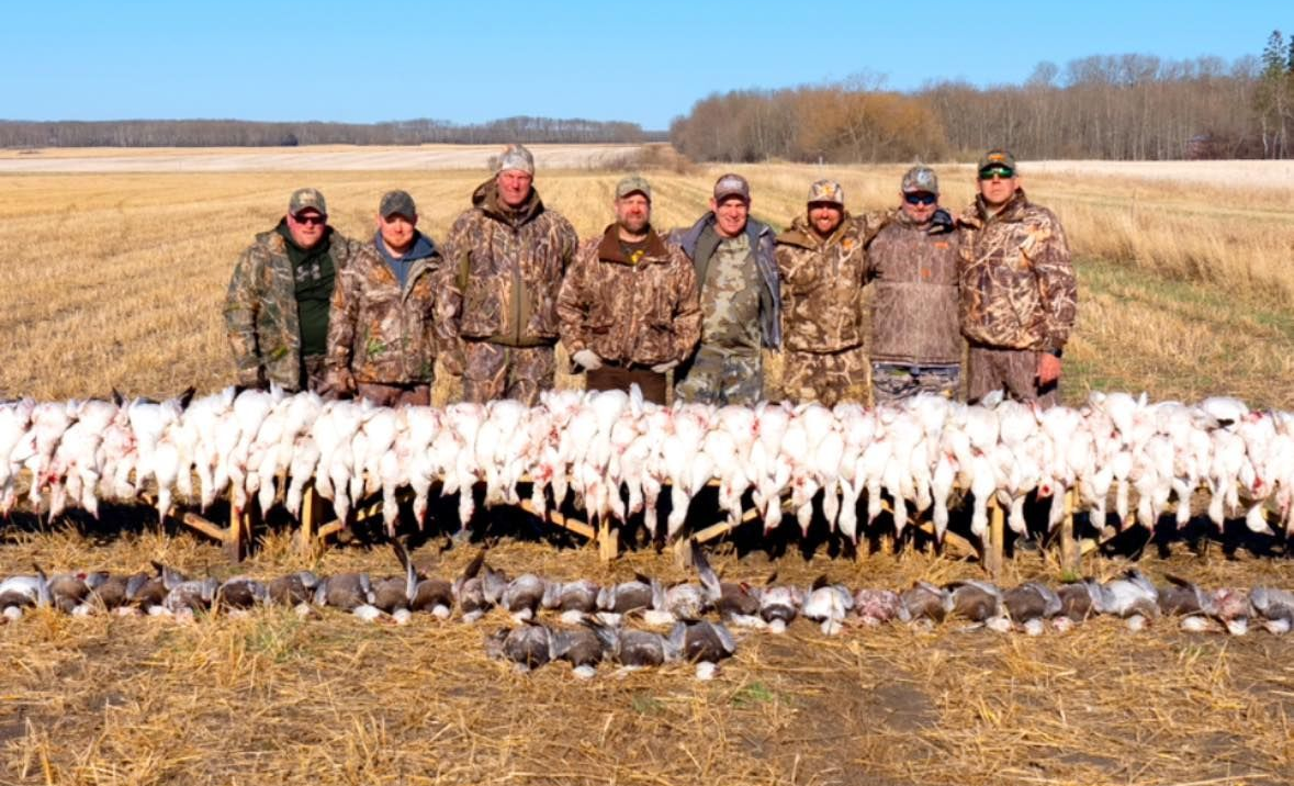 duck outfitter Canada