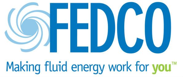 Logotipo de FEDCO en azul con un diseño en espiral y el lema 