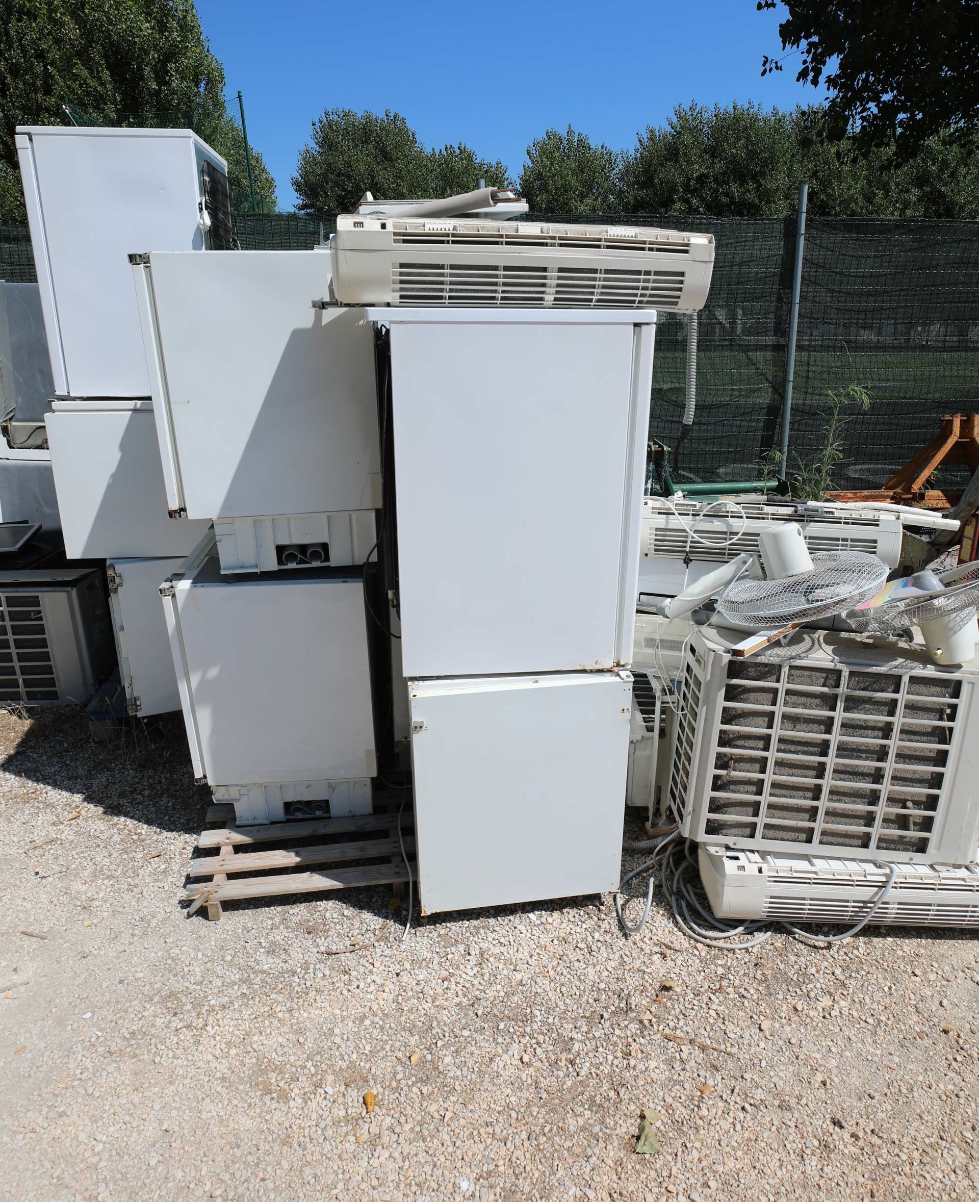 Old and Broken Appliances