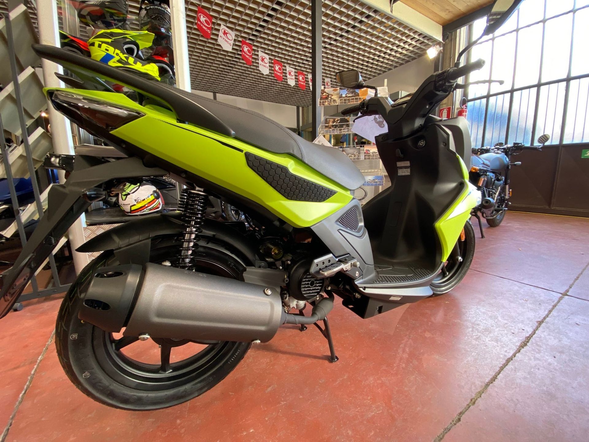 moto fluo