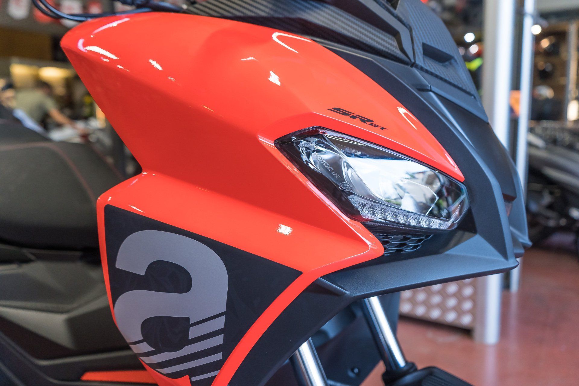 moto arancio