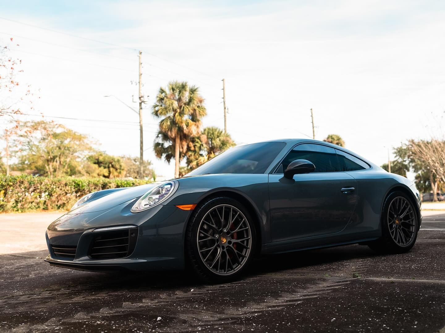 2017 Porsche 911 Carrera