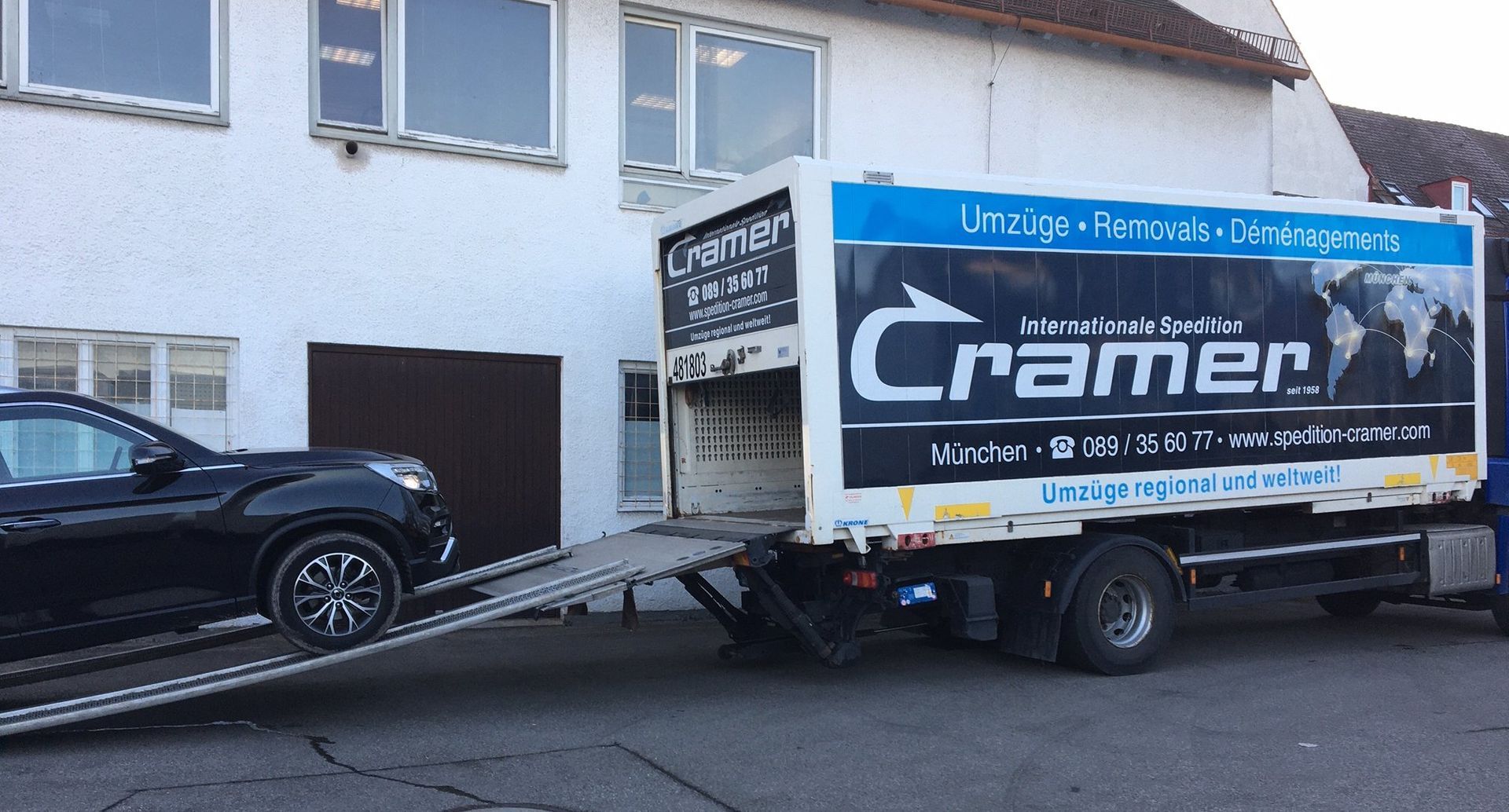Spedition Cramer LKW Umladen