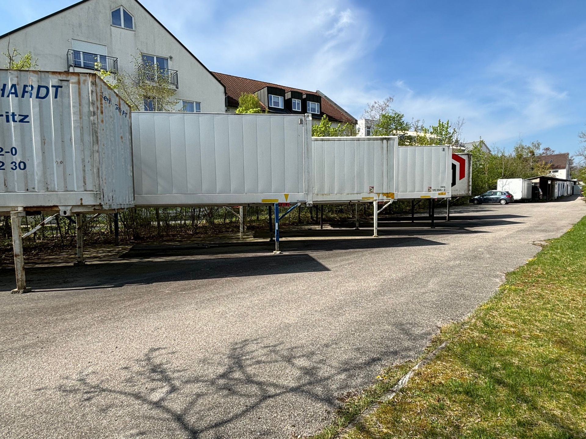 Container