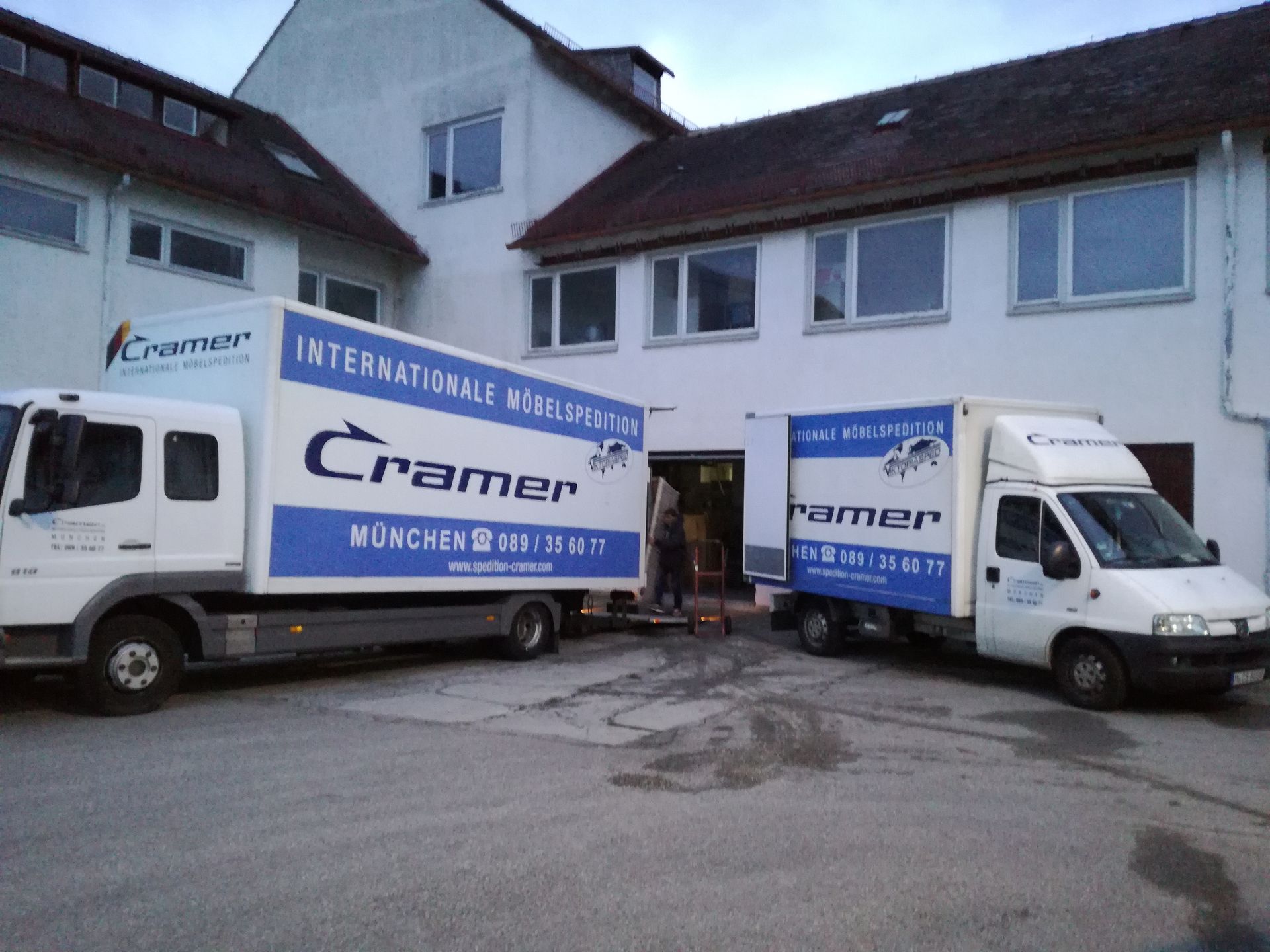 Spedition Cramer LKW Umladen Lager