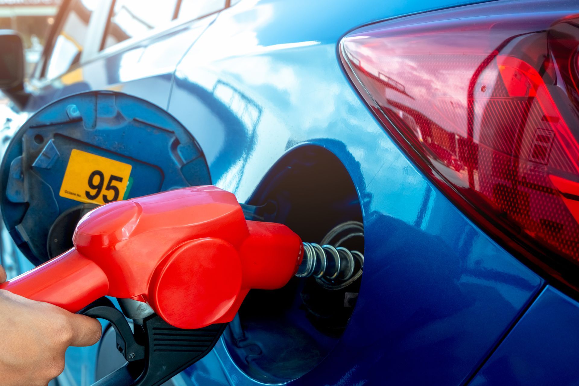 6 Reasons Your Car May Suddenly Use More Fuel Without an Obvious Problem | Clemente's Auto Care