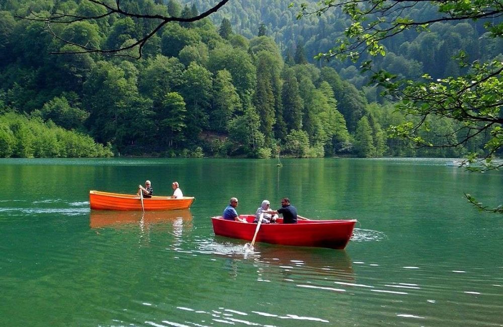 borçka karagöl turu, borçka karagöl turları, günübirlik borçka karagöl turu, borçka karagöl turları günübirlik, trabzon çıkışlı günübirlik borçka karagöl turu