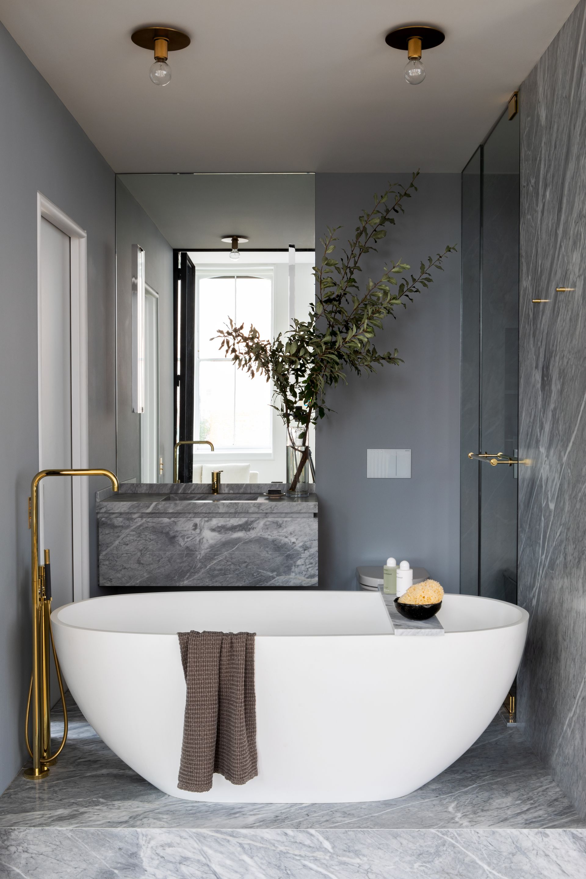 Andrea Leung transforms Tribeca Loft into Mirrored Refuge