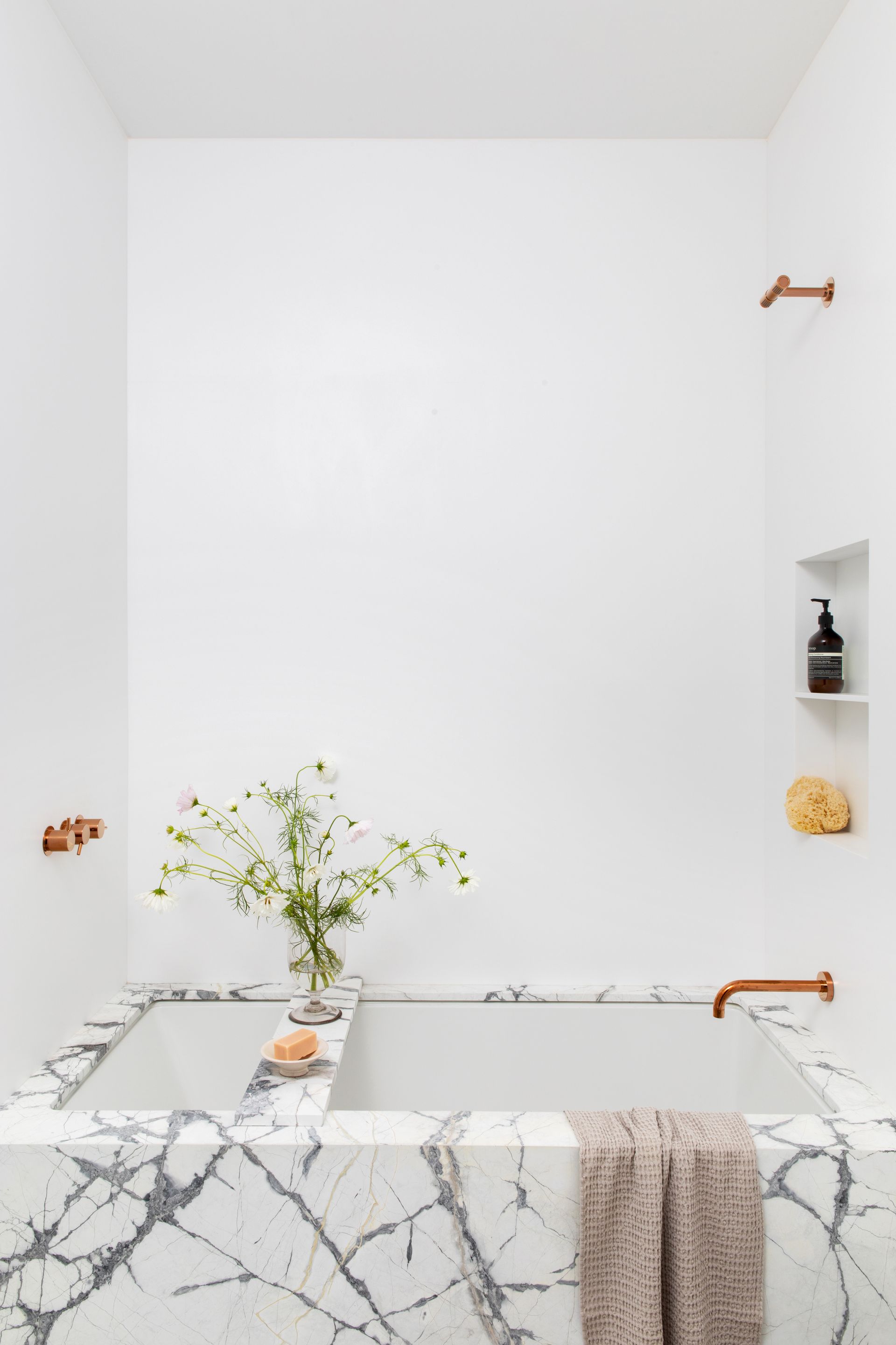 Andrea Leung transforms Tribeca Loft into Mirrored Refuge