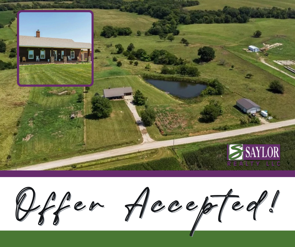 Aerial view of rural property; 