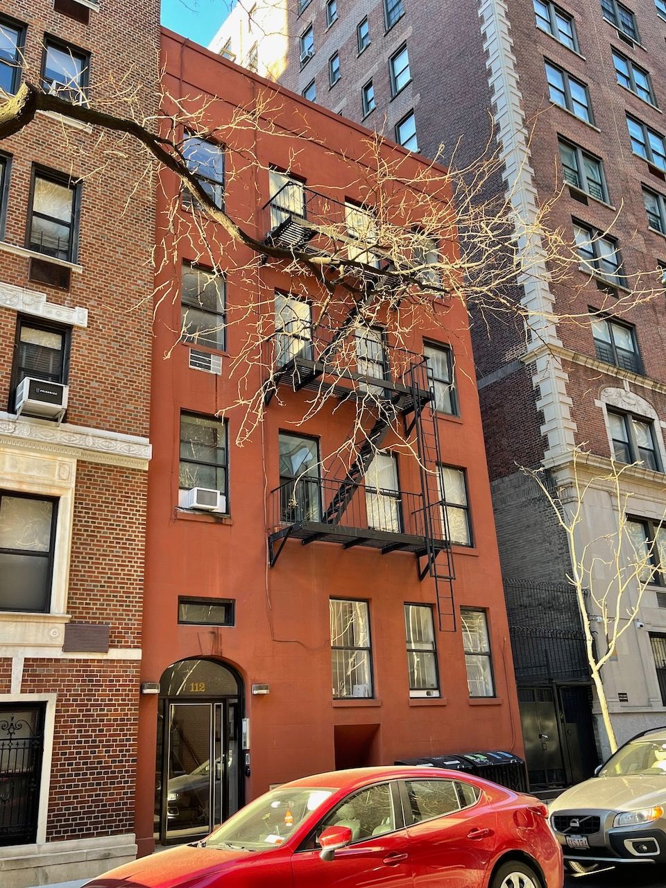 Building photo of 112 East 90th Street