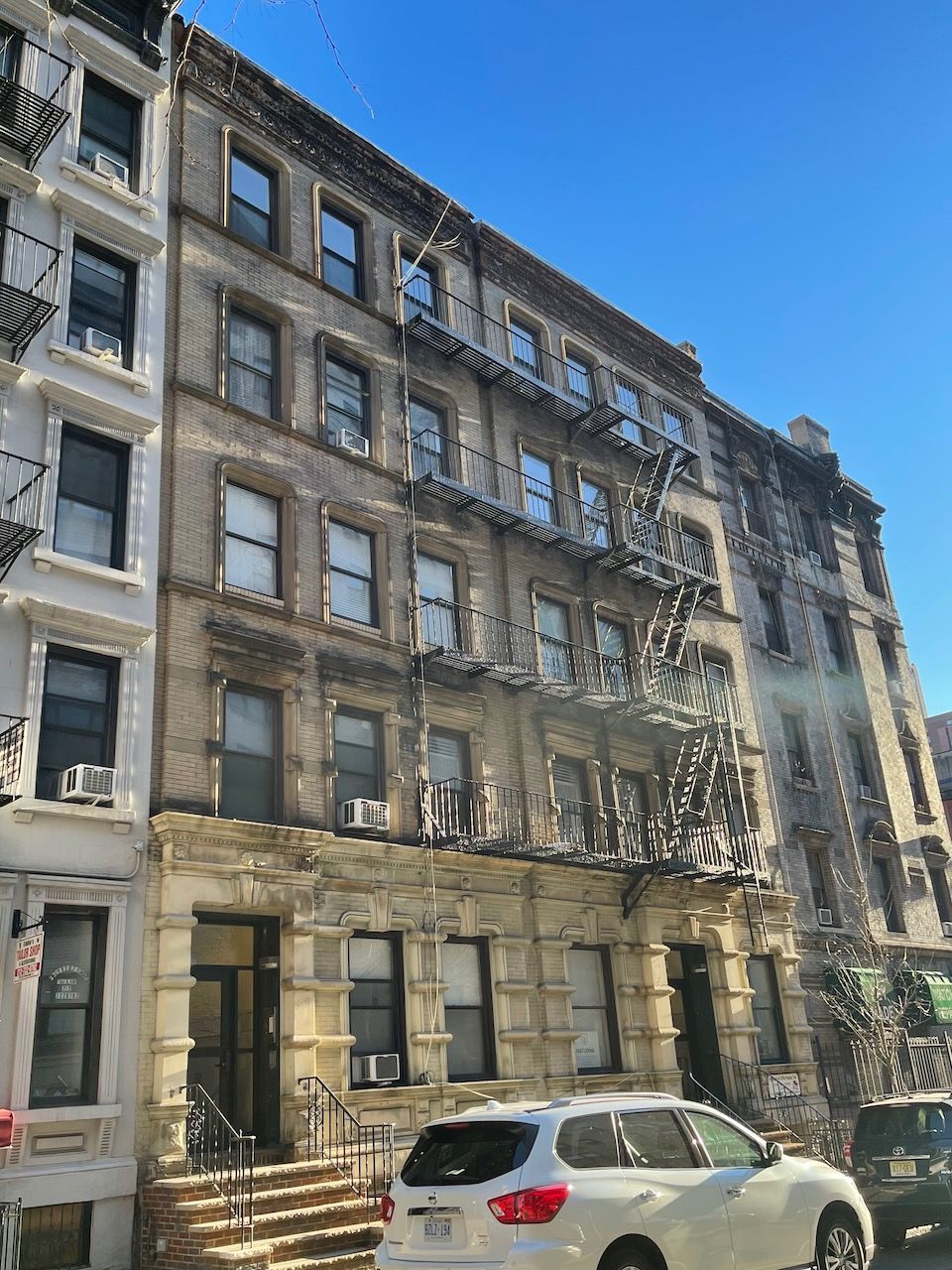 Building photo of 127 + 129 East 90th Street