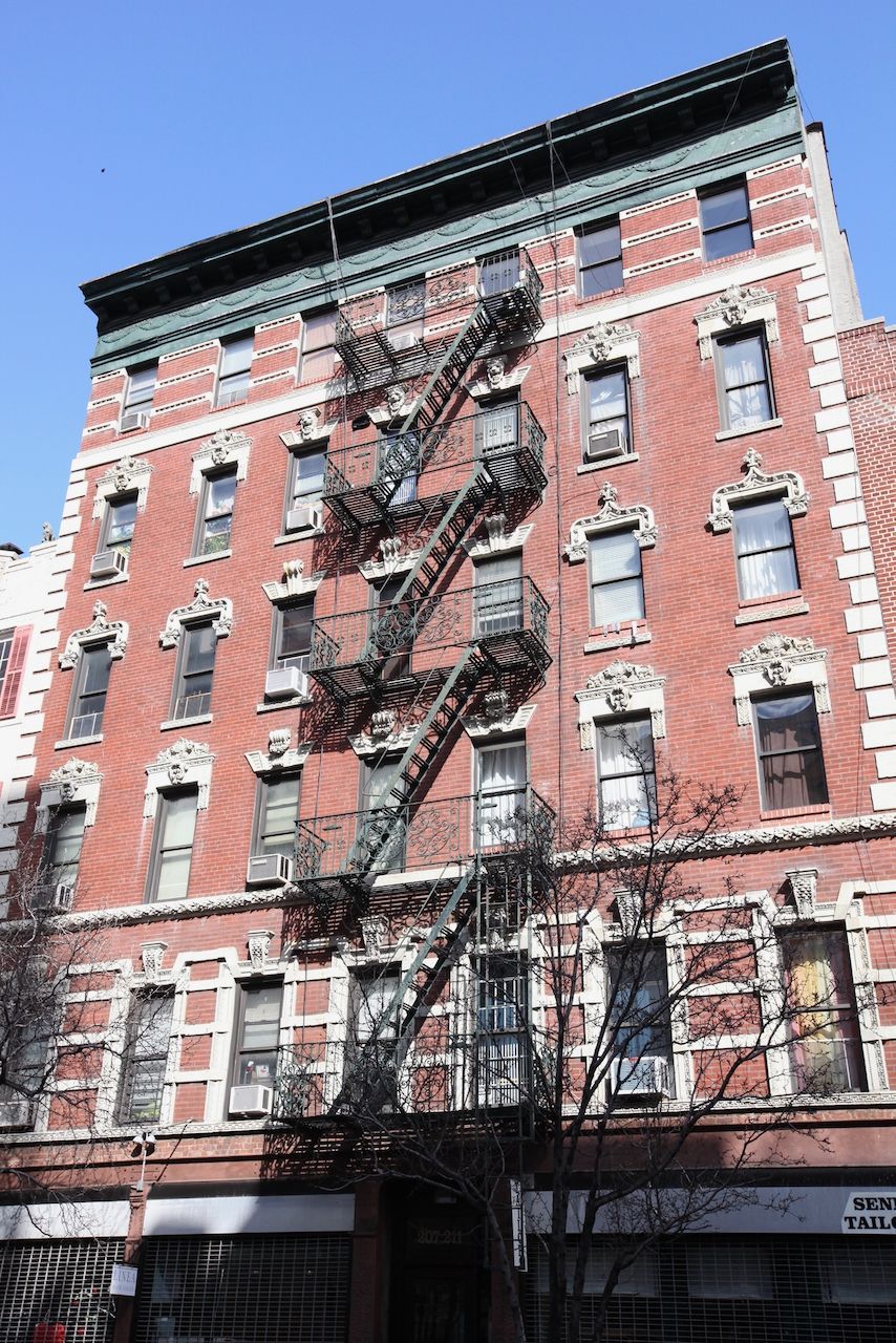 Building photo of 209 East 29th Street
