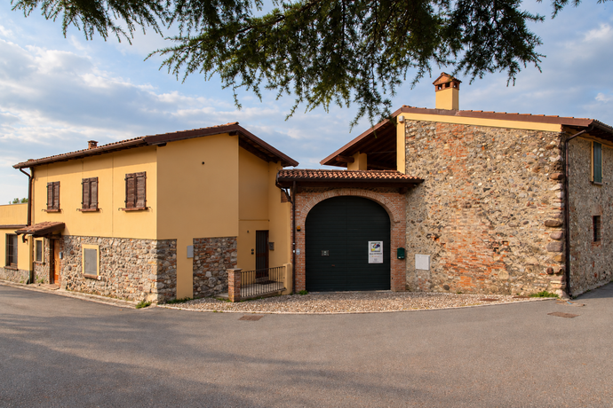 escursioni in barca Villa Antonella lago di Iseo