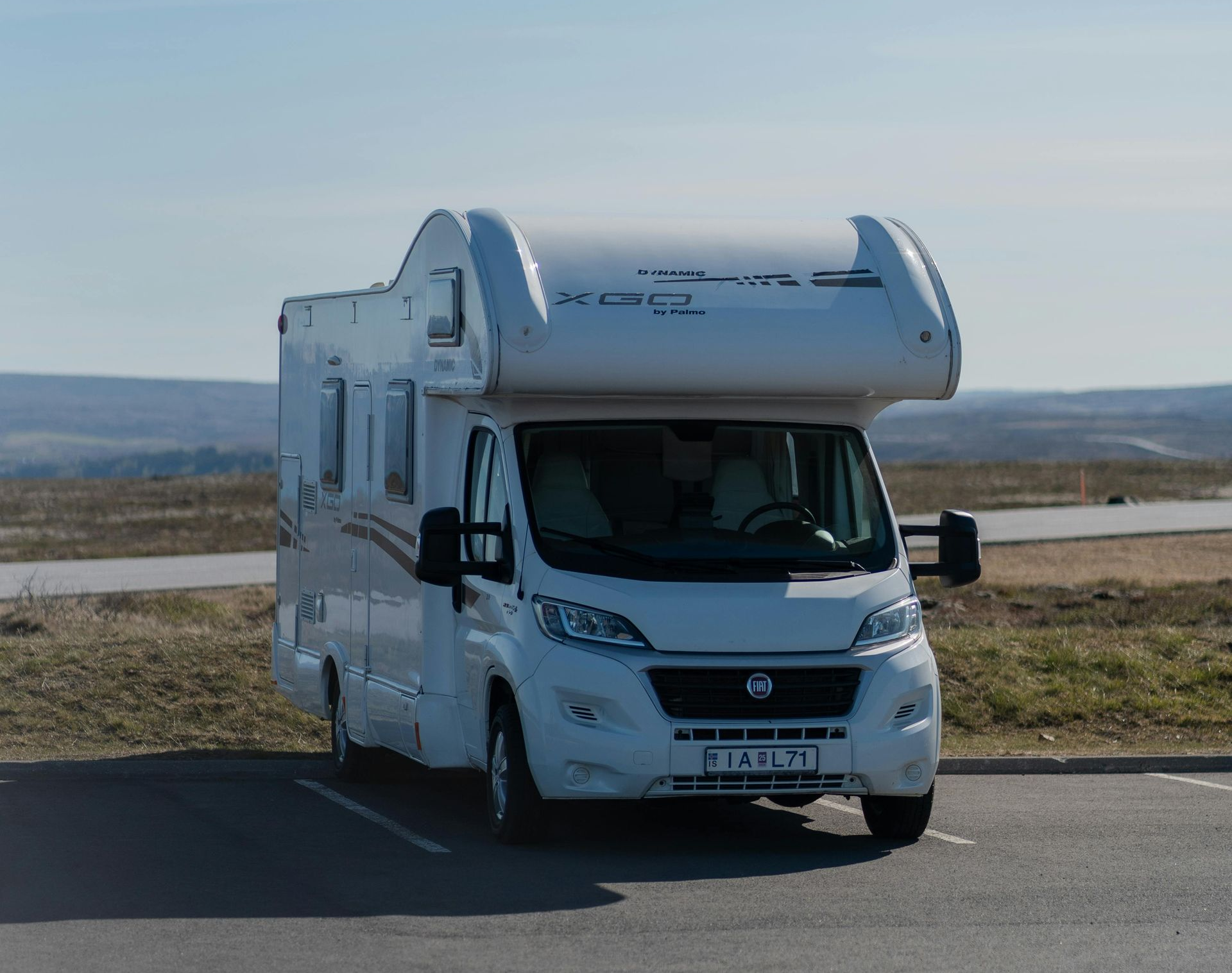 Mobile RV windshield repair in Columbus, NE Mobile RV windshield repair in Columbus, NE