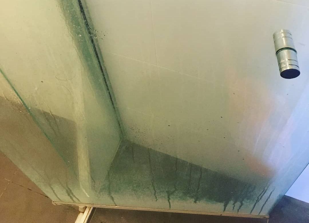 shower glass-before