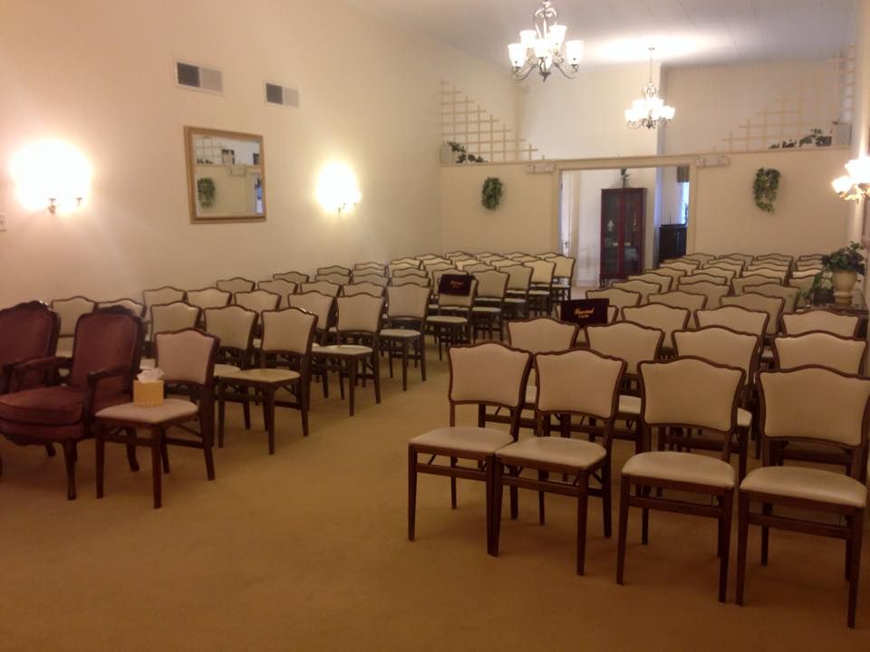 Mott & Henning Funeral Home Viewing Room