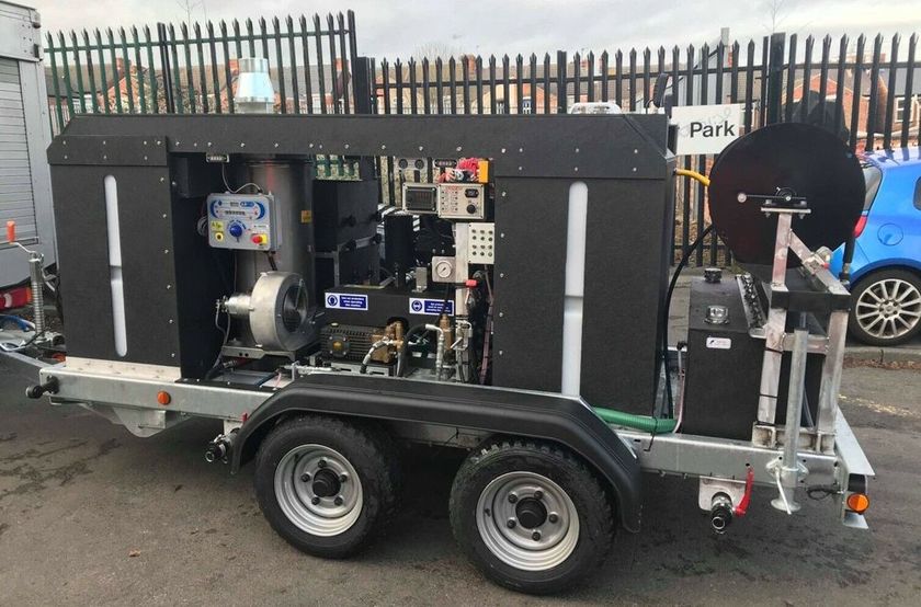 Decons Decontamination & Hygiene Services power washer