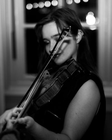 Eva van de Sterren, violiste Music For The Universe