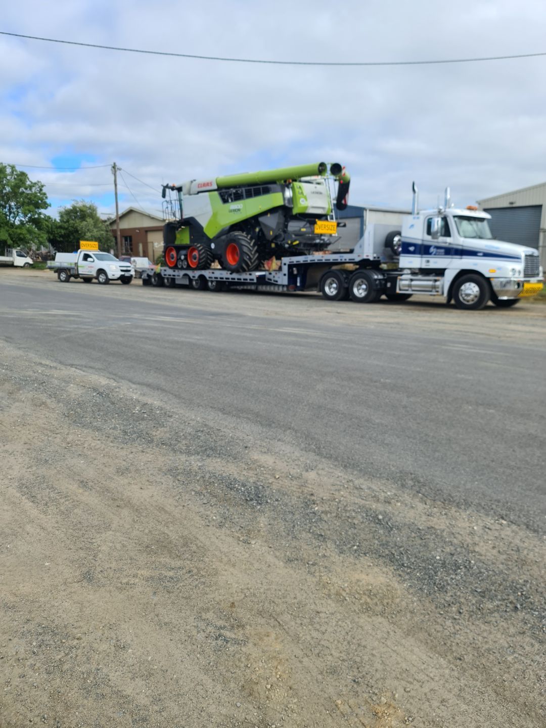 Machinery Transport — Ballarat Supatilt in Delacombe, VIC
