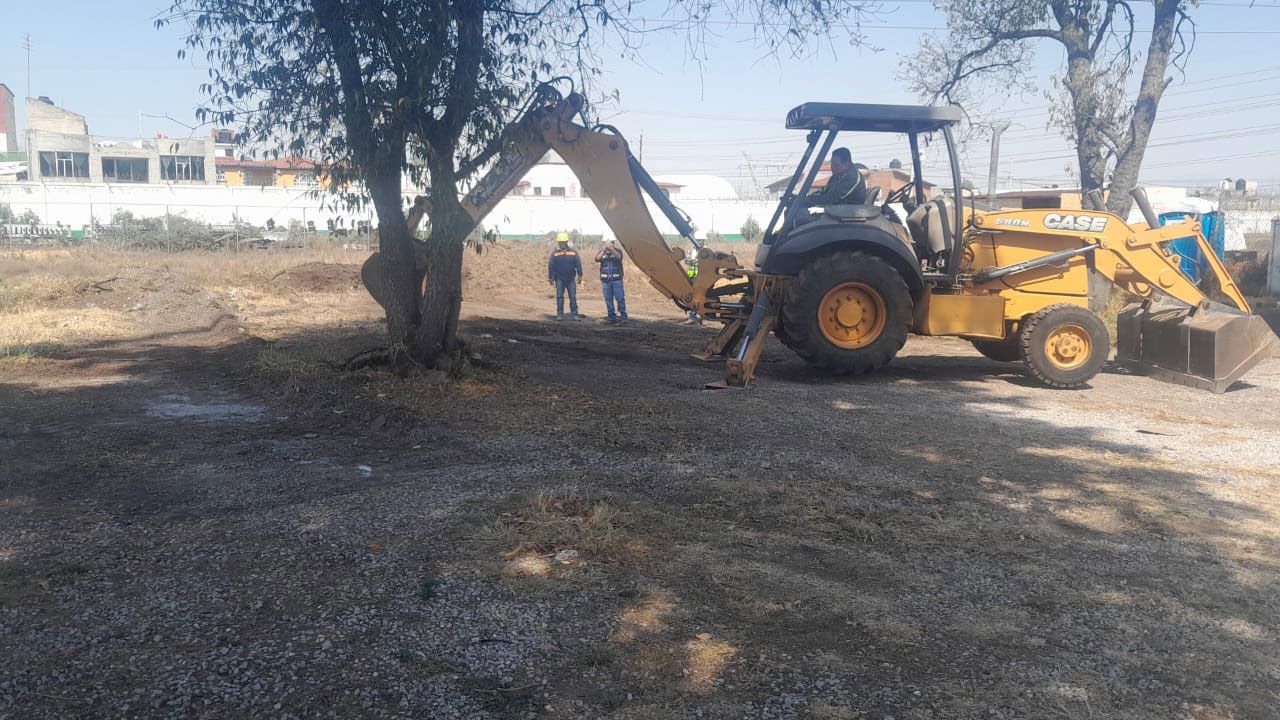 RST MAQUINARIA Y RETIRO DE ESCOMBROS 