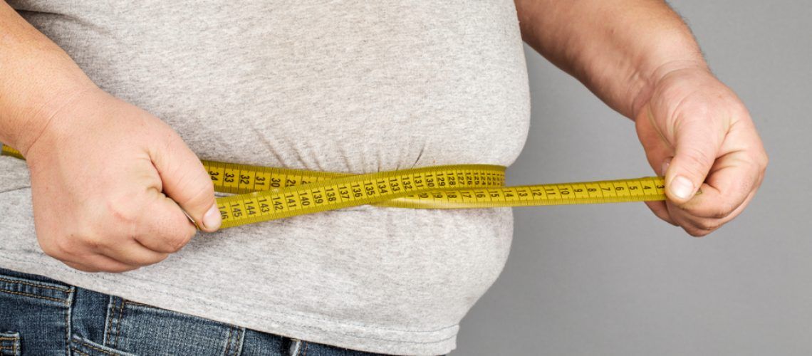Obesidade: sintomas, causas e tratamento