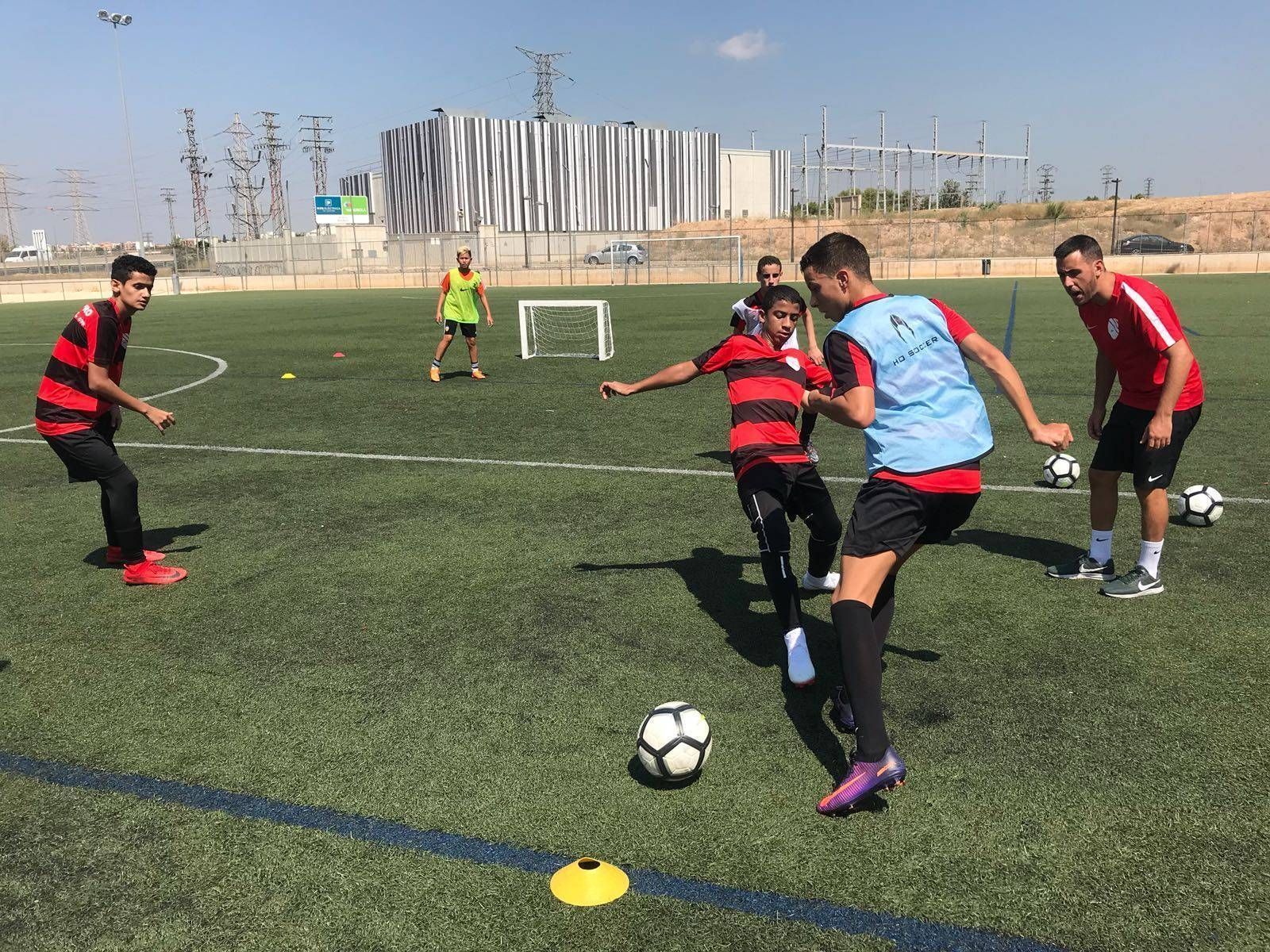 Al Ain FC Trains with Spain Rush SPF in Pursuit of Excellence