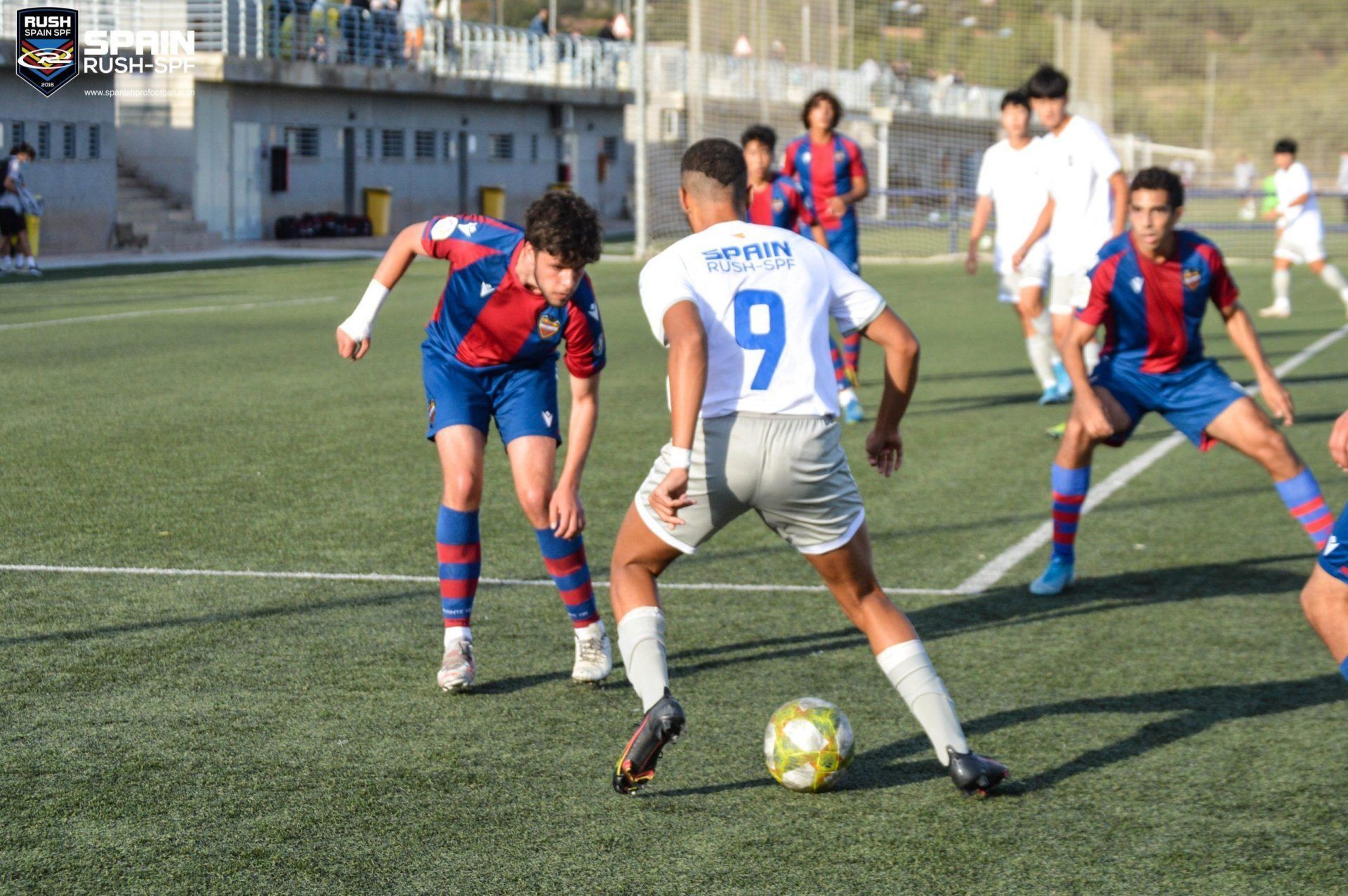 7 TIPS ON HELPING YOUR CHILD BECOME A PROFESSIONAL SOCCER PLAYER