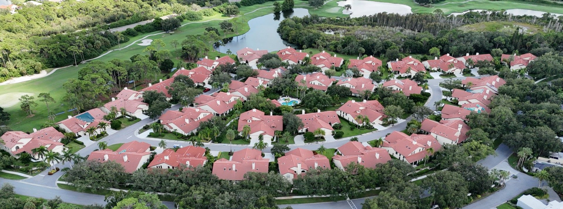Multi family roofer and HOA roofer Sarasota 