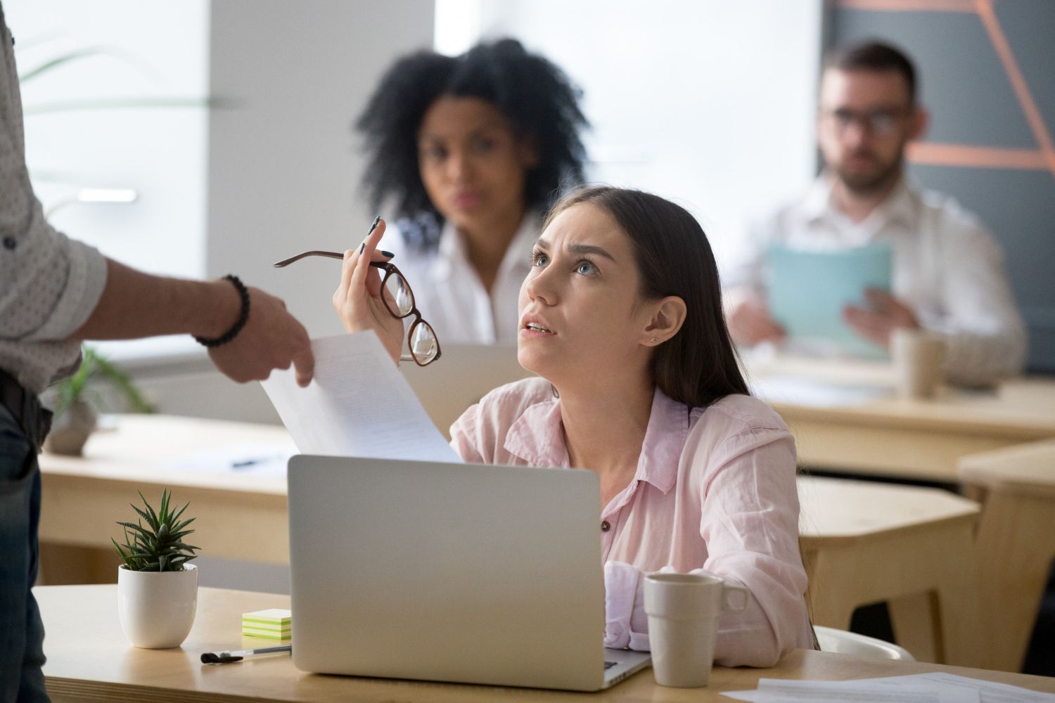 What are the key steps for making an employee redundant?