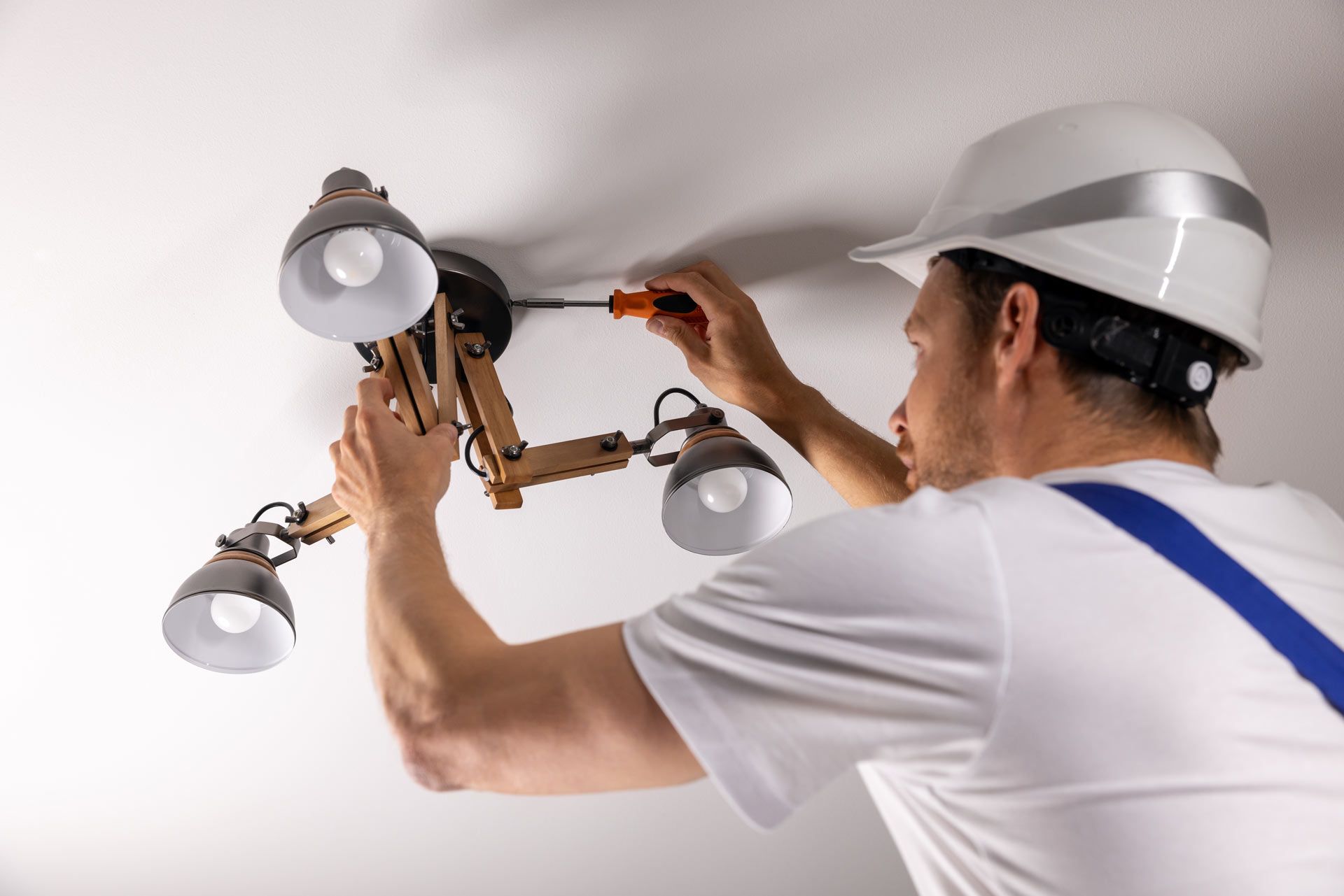 Installing Lighting Fixtures