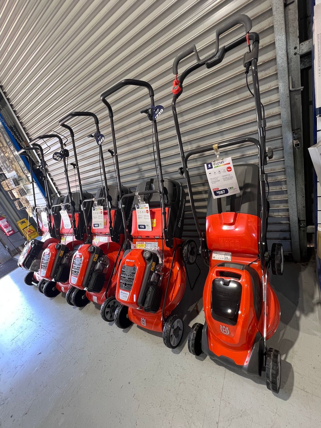 Battery Lawn Mowers— CBS Chainsaw & Brushcutter Specialists - HUSQVARNA in Wauchope, NSW