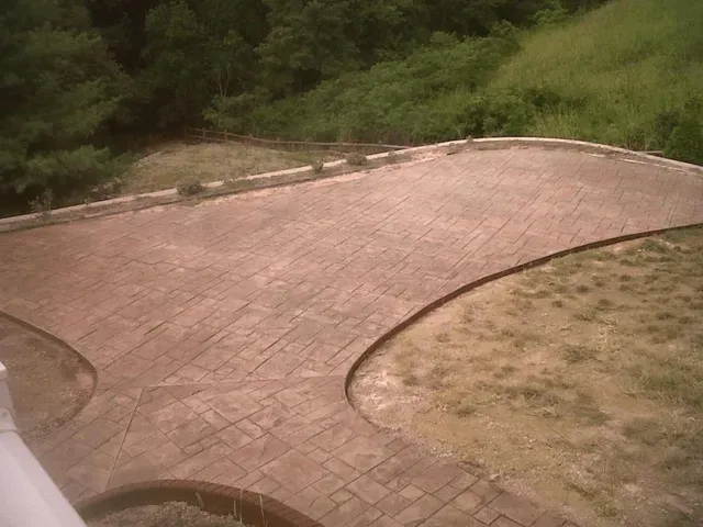 Curve Pathways — Glade Hill, VA — Creative Curbs