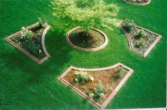 Tree on the Center — Glade Hill, VA — Creative Curbs