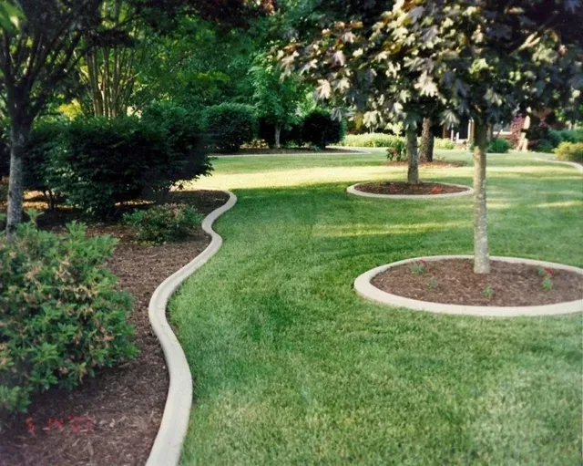 Curve Borders and Trees — Glade Hill, VA — Creative Curbs