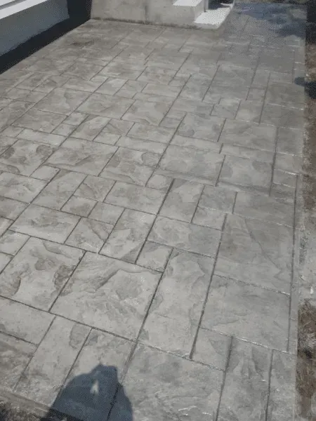 Gray with Square Shapes Pathway — Glade Hill, VA — Creative Curbs
