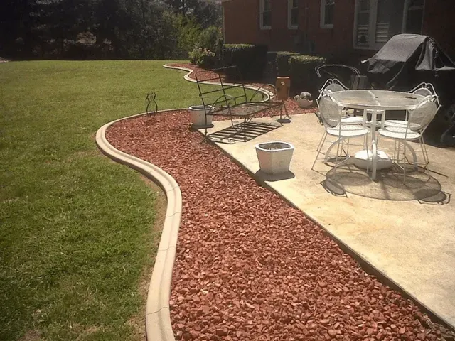 Curve Border and Grass — Glade Hill, VA — Creative Curbs