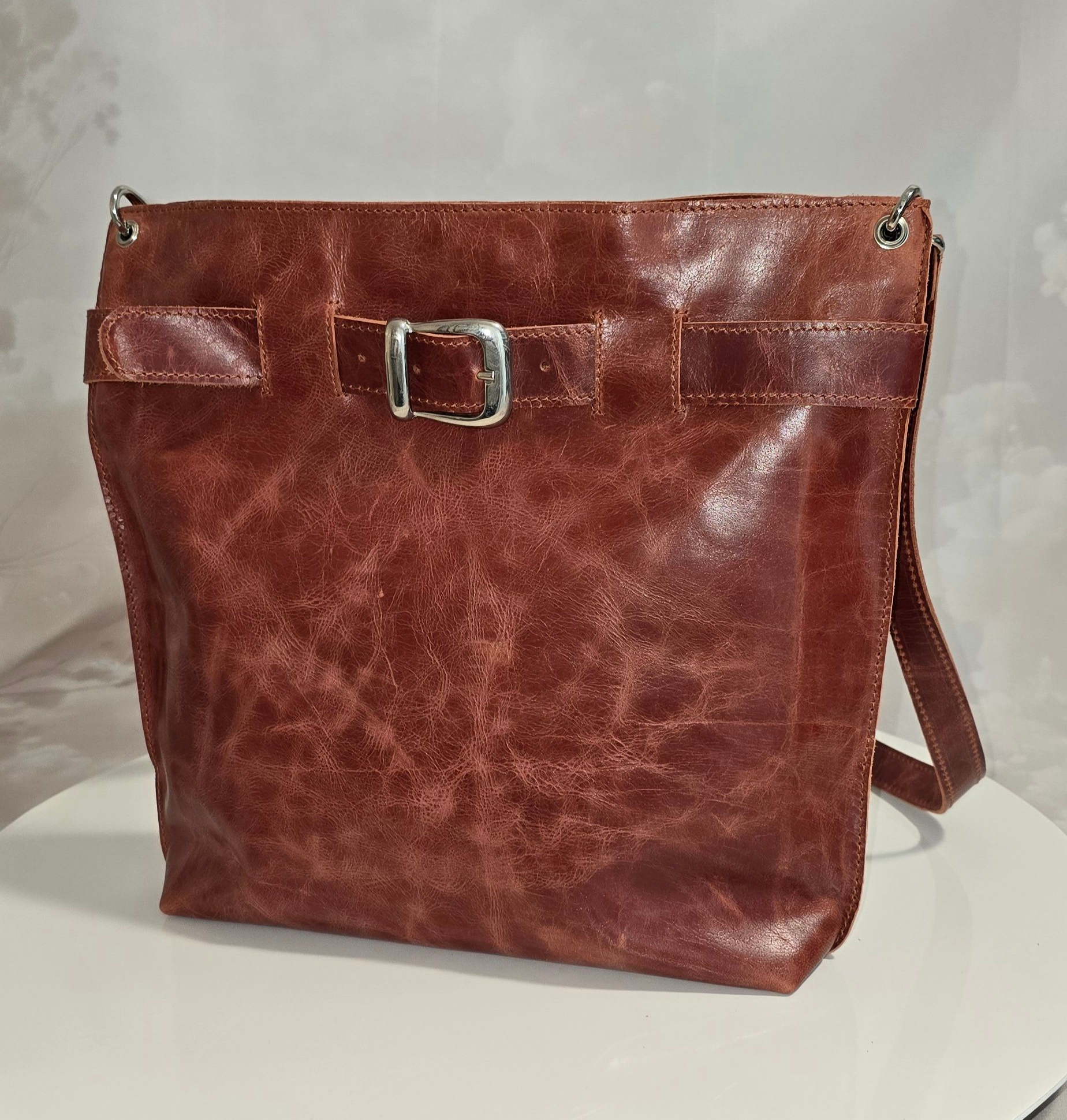Handgemaakte leren shopper damestas in cognackleur