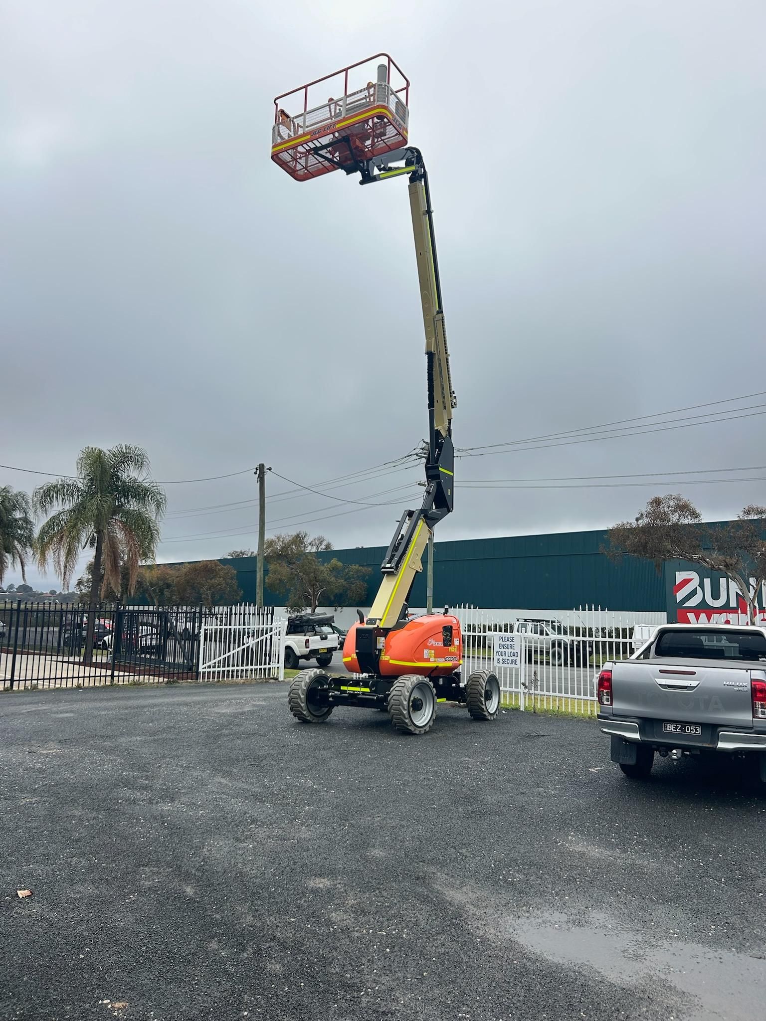 Boom Lift – 600AJ