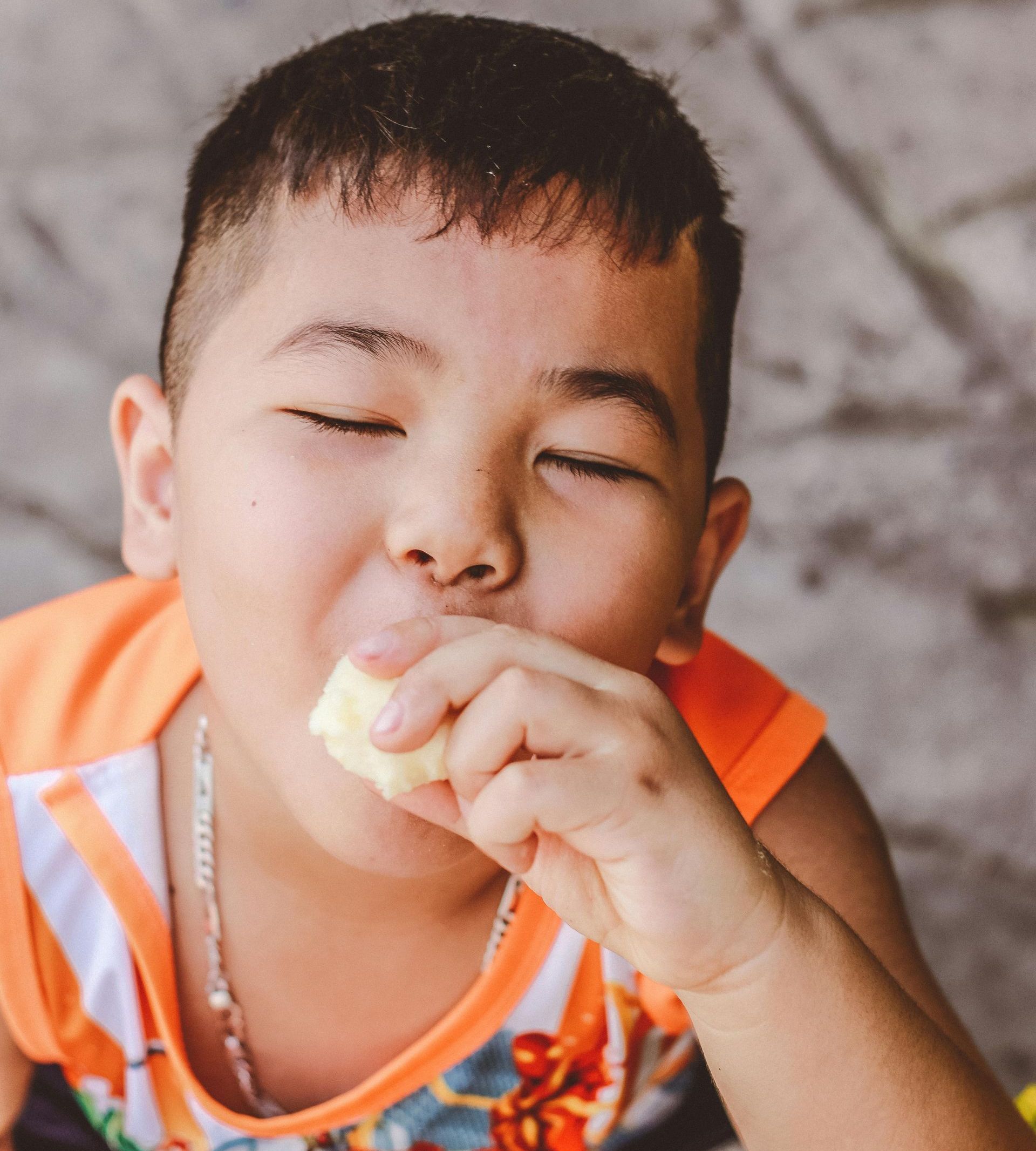 little boy eating