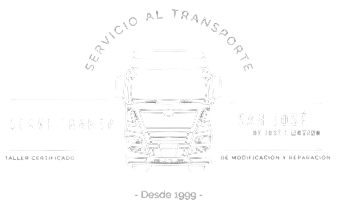 Logotipo blanco con el dibujo de un camión y el texto en español «Servicio al Transporte» y «Desde 1999»