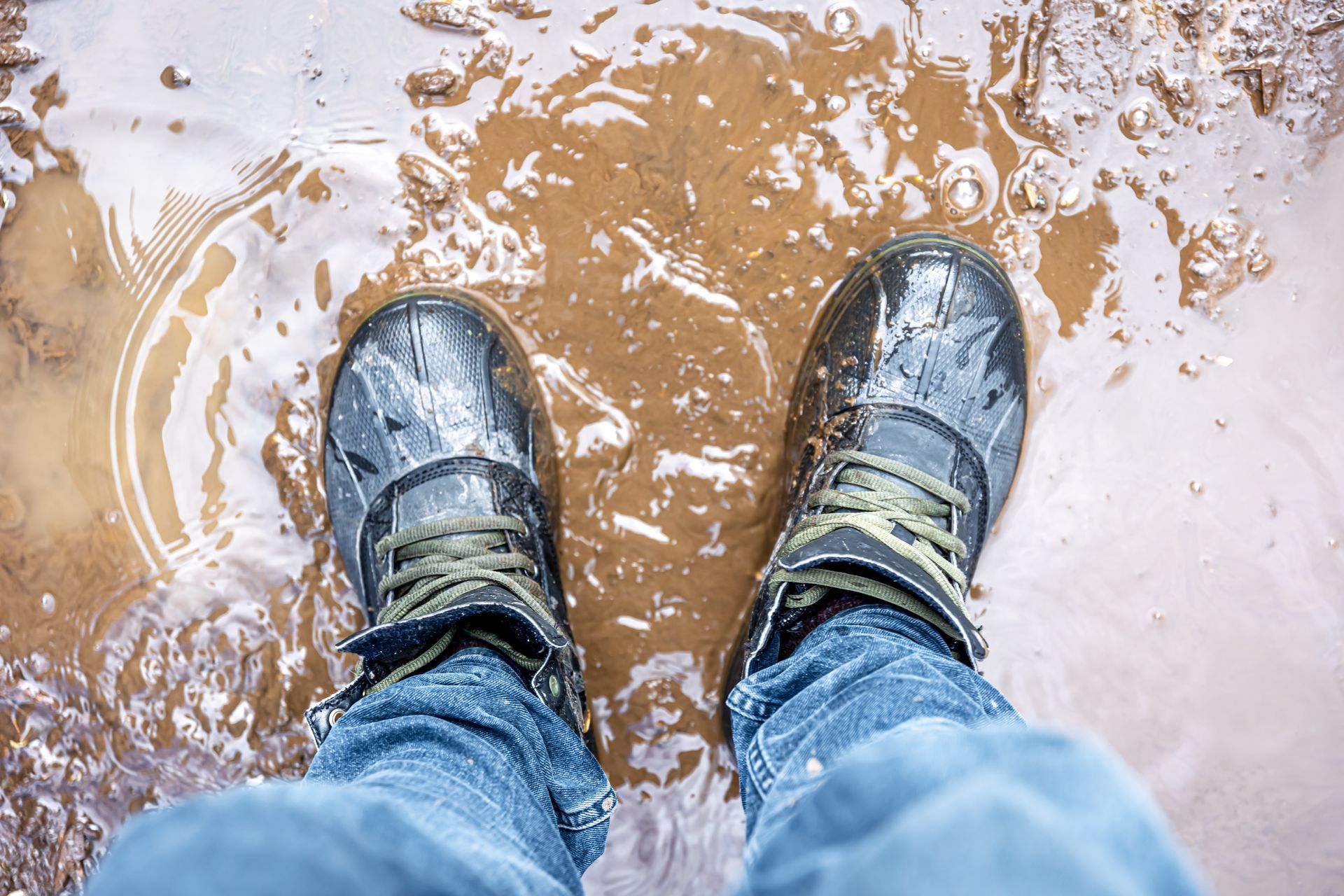 What to Do in the First Day After Water Damage in Your Home