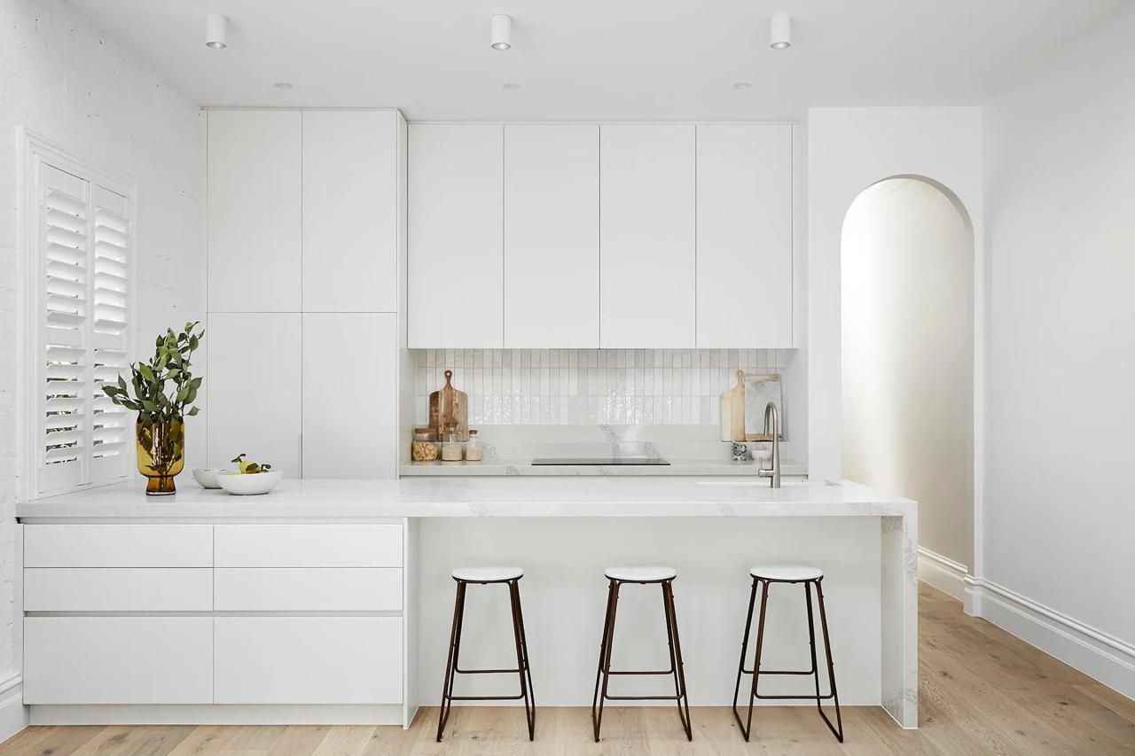 Modern Kitchen with Island — Zero 21 Fit-Outs & Joinery: Kitchen Renovation Gold Coast in Molendinar, QLD